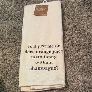 NWT Mabelle Kitchen Towel